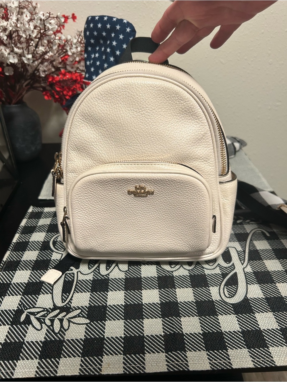 Coach Cream Pebble Leather Court Mini Backpack with Gold Hardware 8”x9”x3.5” EUC